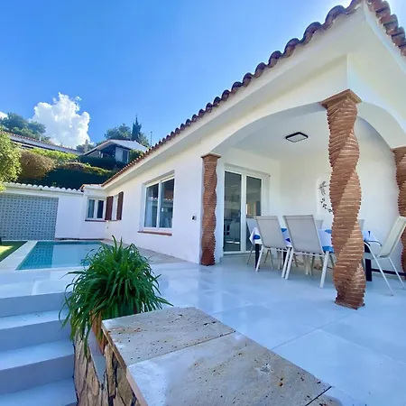 Vila Lily Lloret de Mar