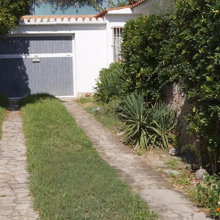 Villa Lily